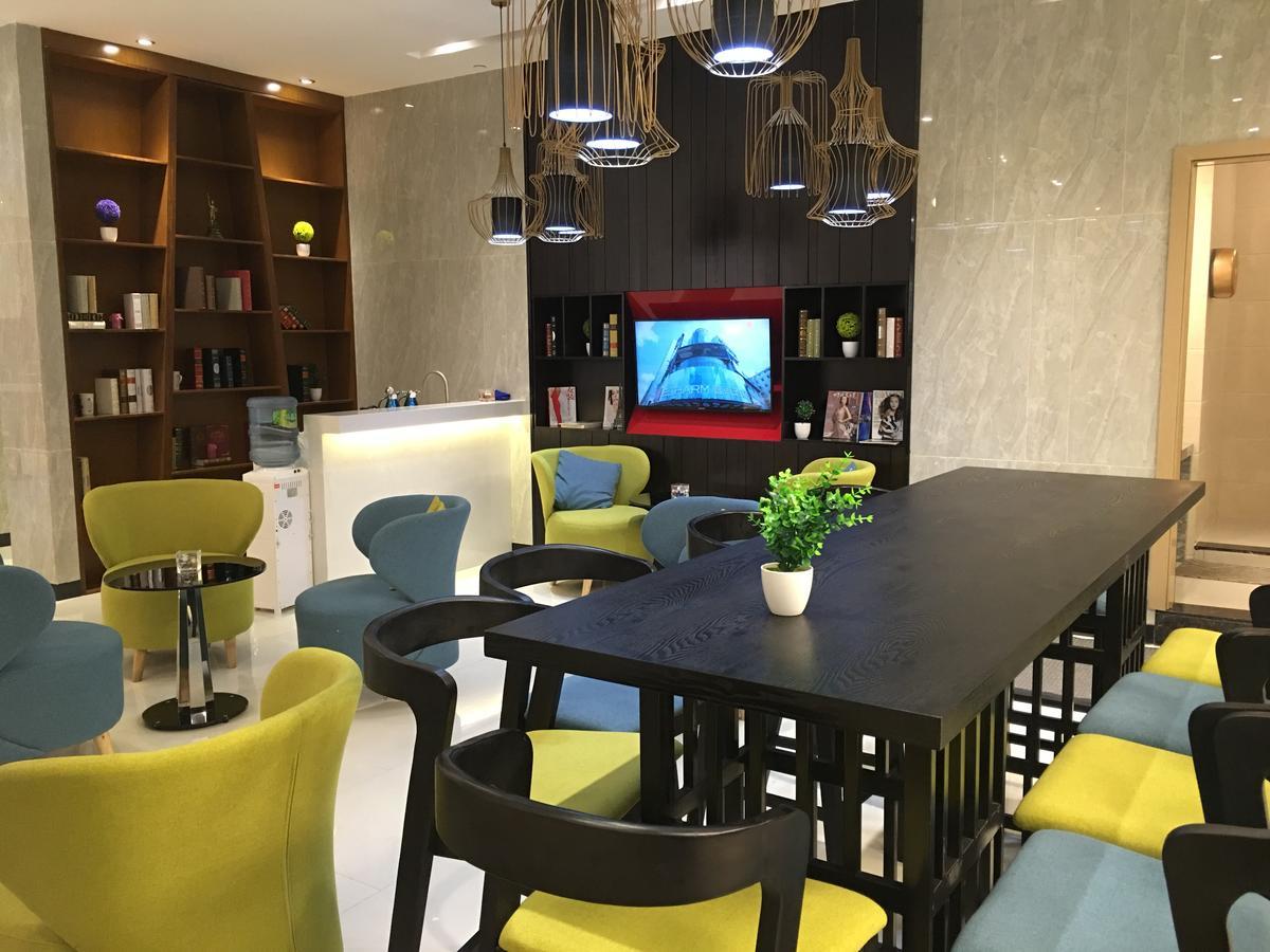 Echarm Hotel Guangzhou Kecun Metro Station Bagian luar foto